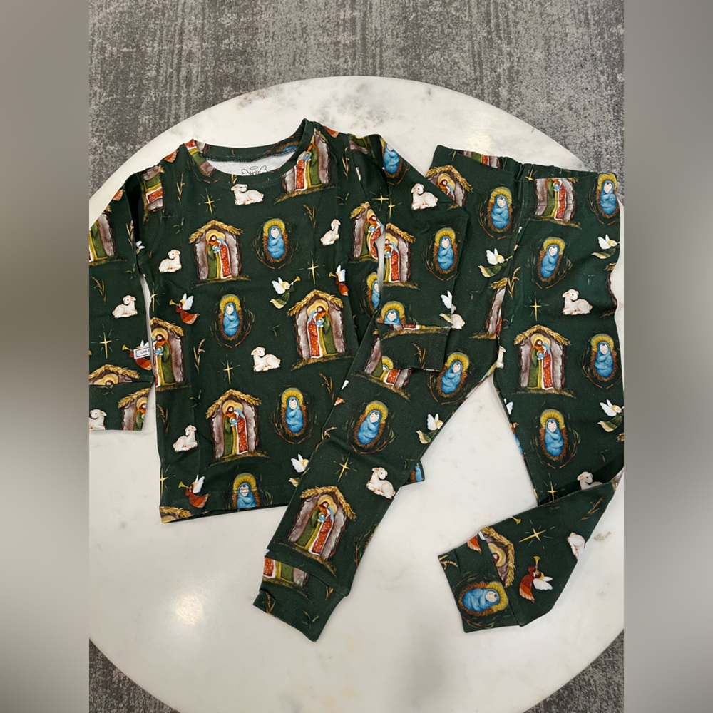 NWT Holy Pals unisex Christmas Pajamas size 4T